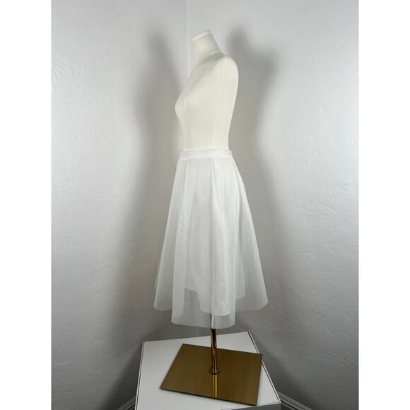 AQUA White Mesh Tulle Pleated Midii Skirt (Woman's Small) - Picture 2 of 10